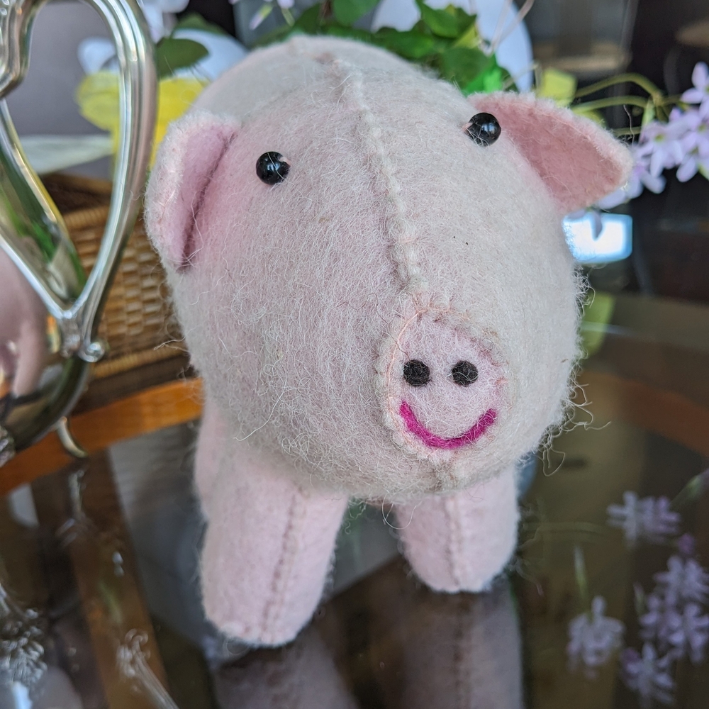 Piggy Bank In Pink Plush Felt With Zipper Closure